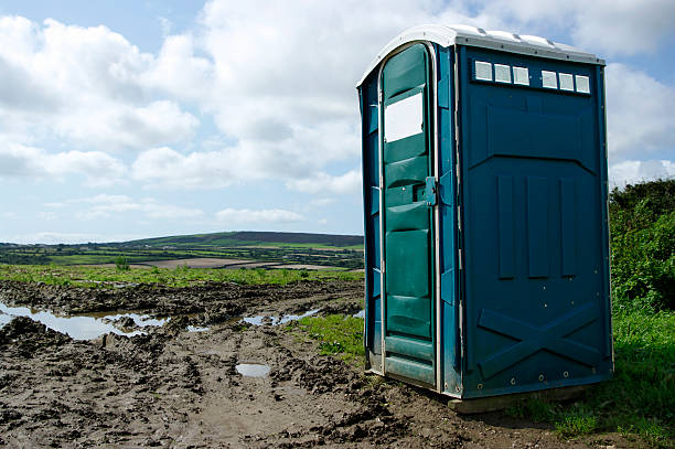 Best Standard Portable Toilet Rental  in Canyonville, OR